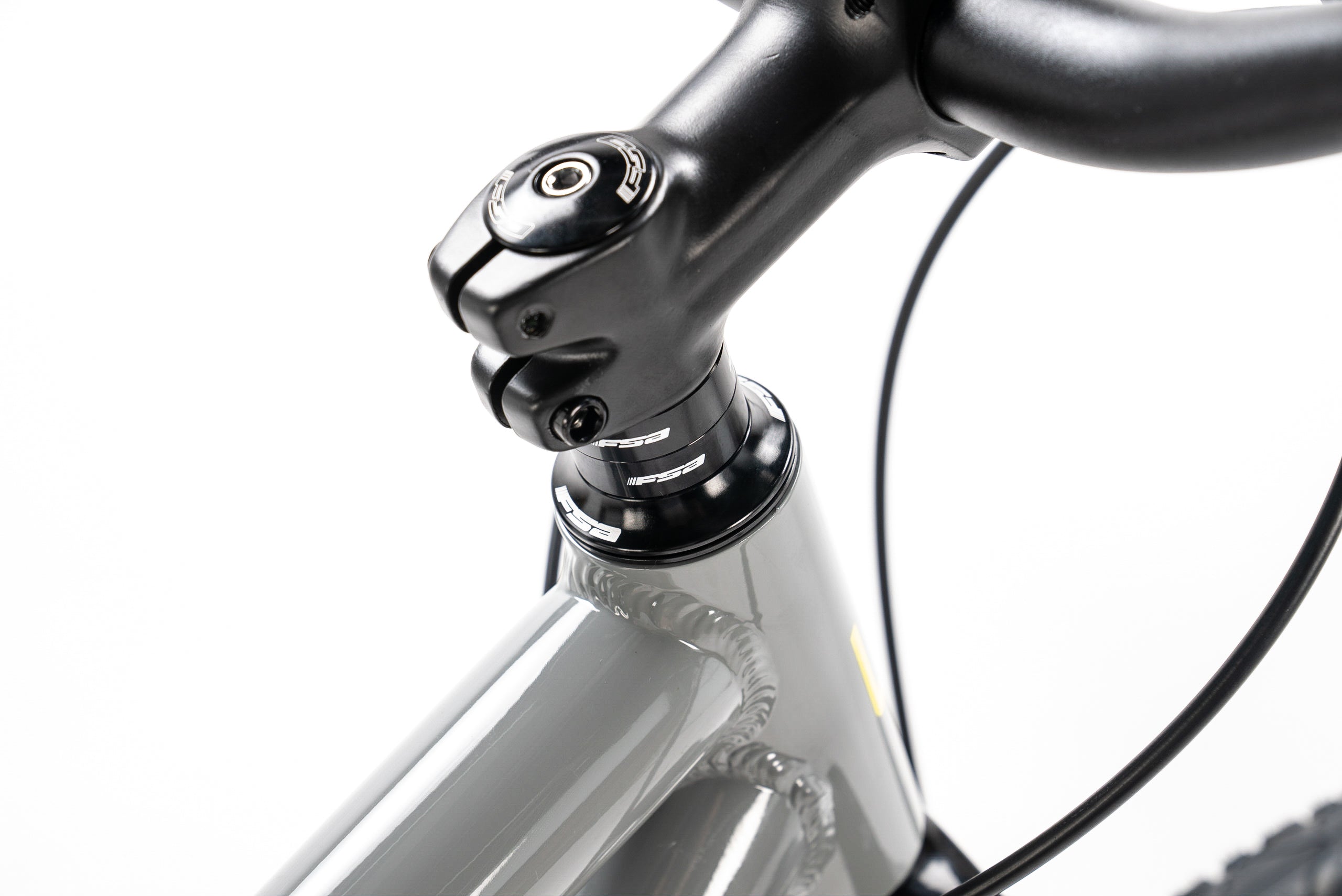 Ceres HT2 700C Alloy Hybrid Bike 1x9 Speed