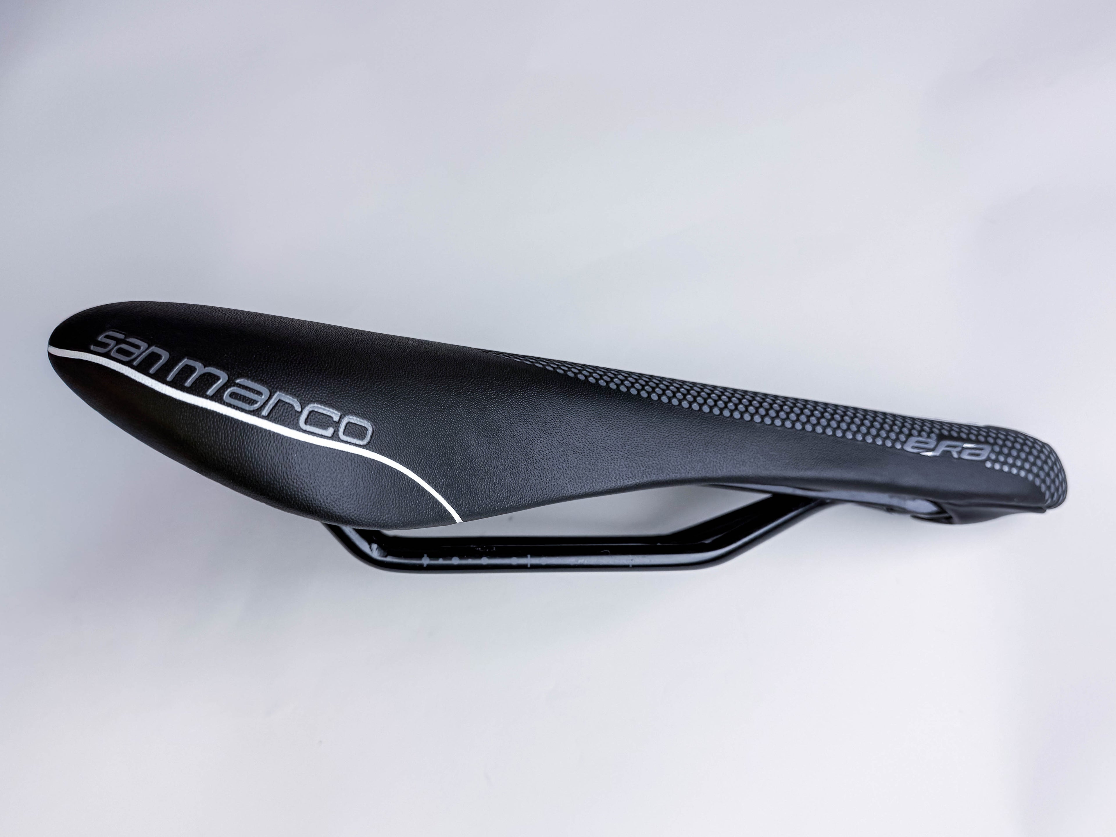 Selle San Marco Era Start Up Triathlon Bike Saddle - Ultra Comfortable TT Racing Bicycle Seat Black & White