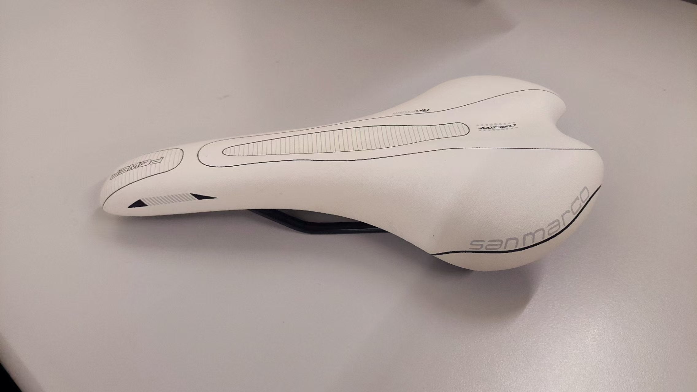 Selle San Marco Era Start Power Road Bike Saddle - Ultra Comfortable White Leather Racing Bicycle Seat with Black Rails