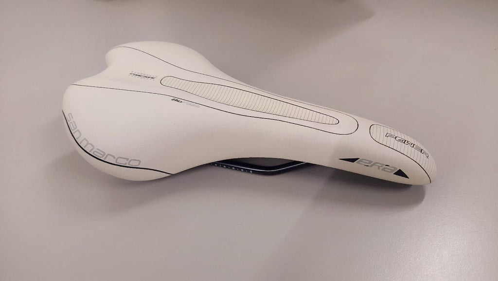 Selle San Marco Era Start Power Road Bike Saddle - Ultra Comfortable White Leather Racing Bicycle Seat with Black Rails