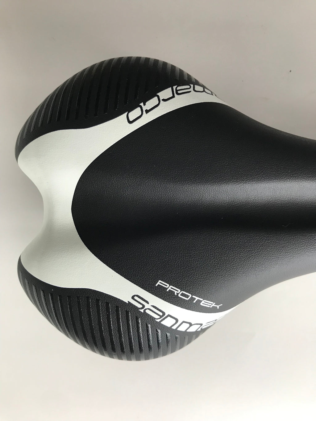 Selle San Marco Era Dynamic Protek Road Bike Saddle - Ultra Comfortable Black & White Racing Bicycle Seat